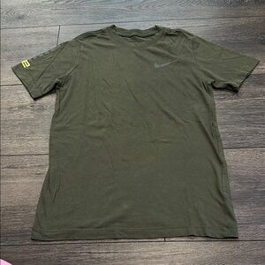 Nike Green Crew Neck Short Sleeve Tee